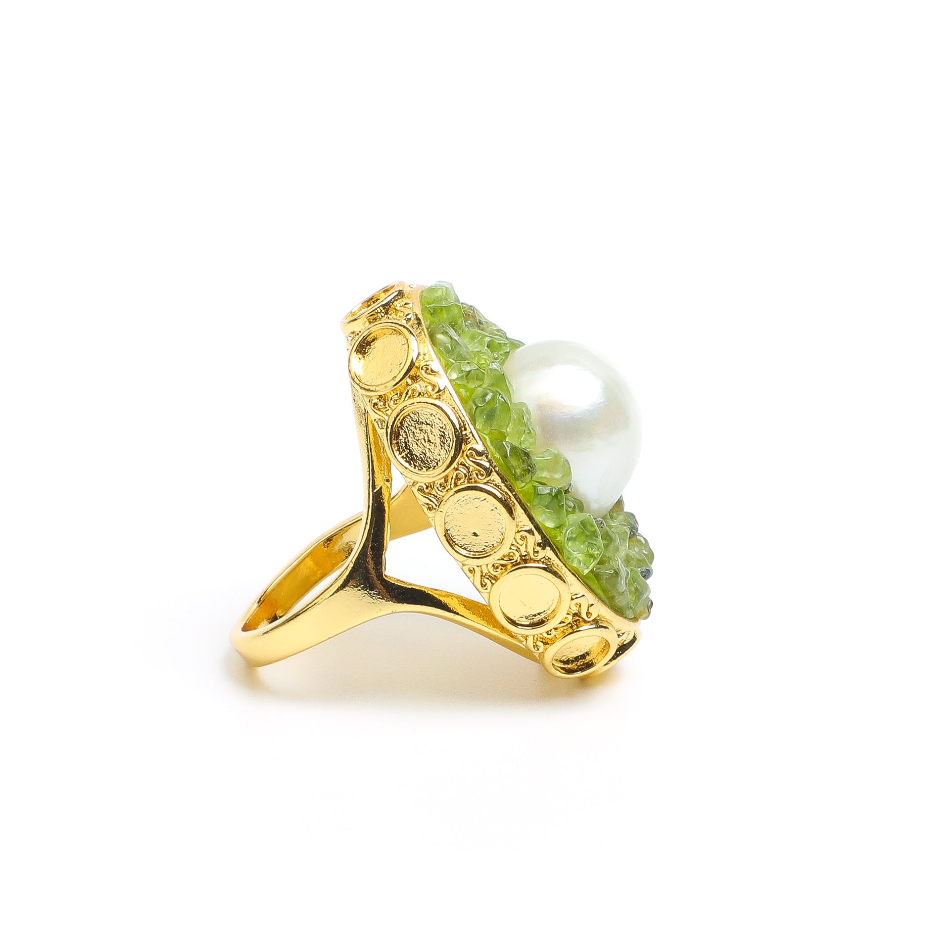 Verdant Pearl Ring
AL-RG-023