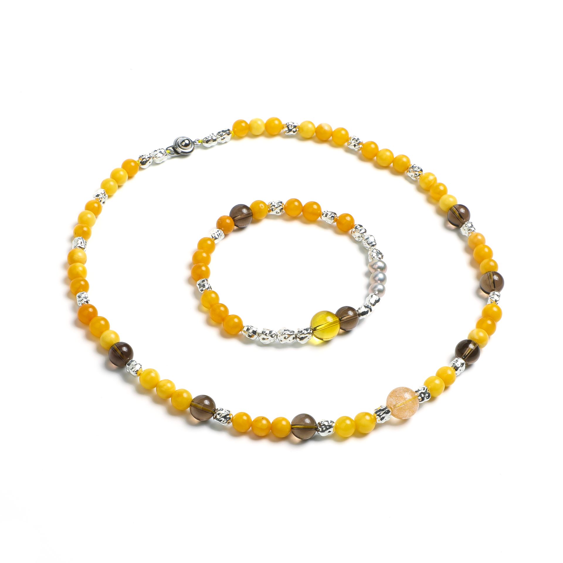 Luminous Revival Collection
Warm Sunlight Tea Crystal Harmony Necklace